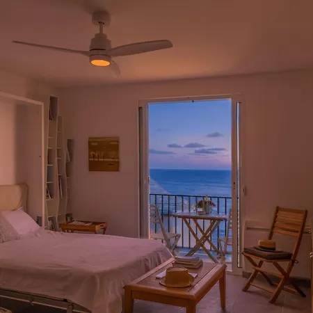 Apartment A Casa In Cala Petit Cocon Vue A Erbalunga (Corsica)